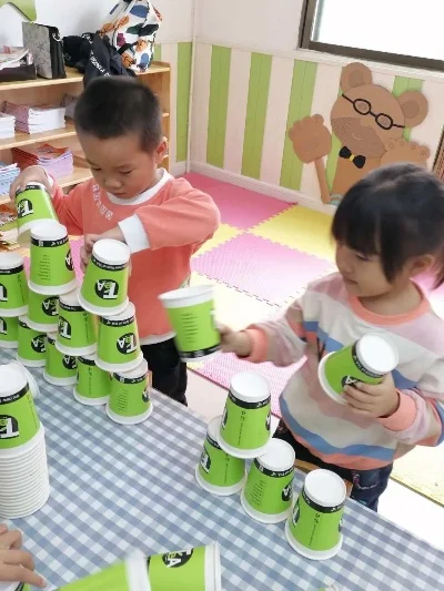 2025年头顶纸杯腿夹纸游戏攻略　头顶纸杯游戏规则