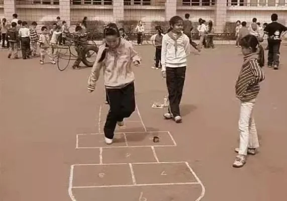 80年代孩子玩的游戏-80后童年游戏回忆