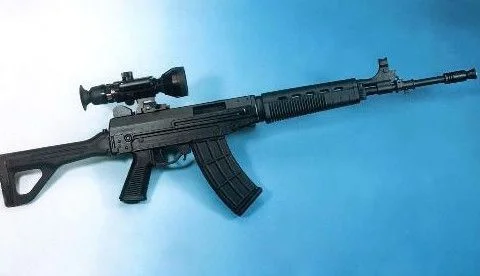 qbz突击步枪-Qbz战术火力兼备