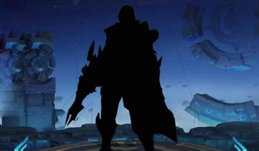 狂铁出装全攻略：搭配思路与核心玩法解析