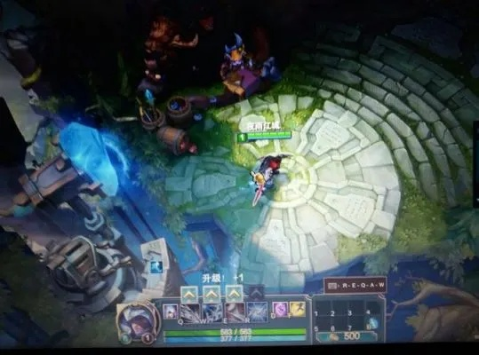 为什么电脑玩英雄联盟很卡？全面解析卡顿根源与实战优化指南