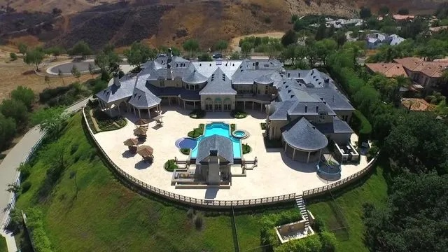 如何建造豪宅？5步打造私人庄园